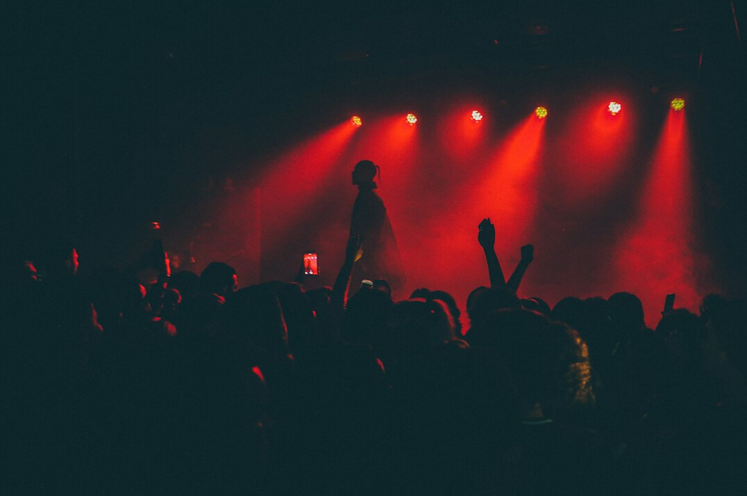 danish pop star on stage